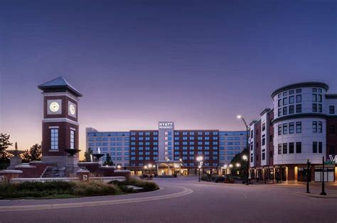 Coralville ia hotels  Country Inn & Suites by Radisson, Coralville, IA Hotel in Coralville Located just
